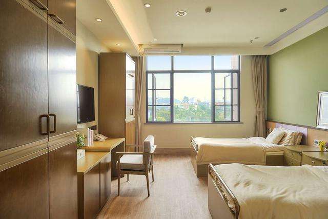 为什么敬老院住不满人？？？